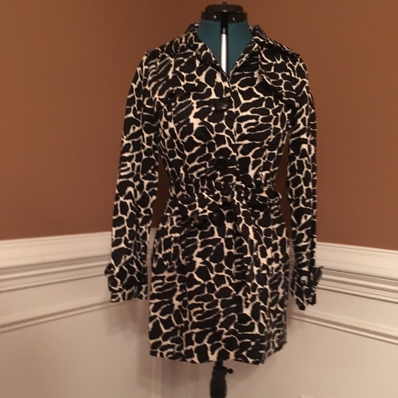 Black and white animal print jacket - Picture 2 of 6